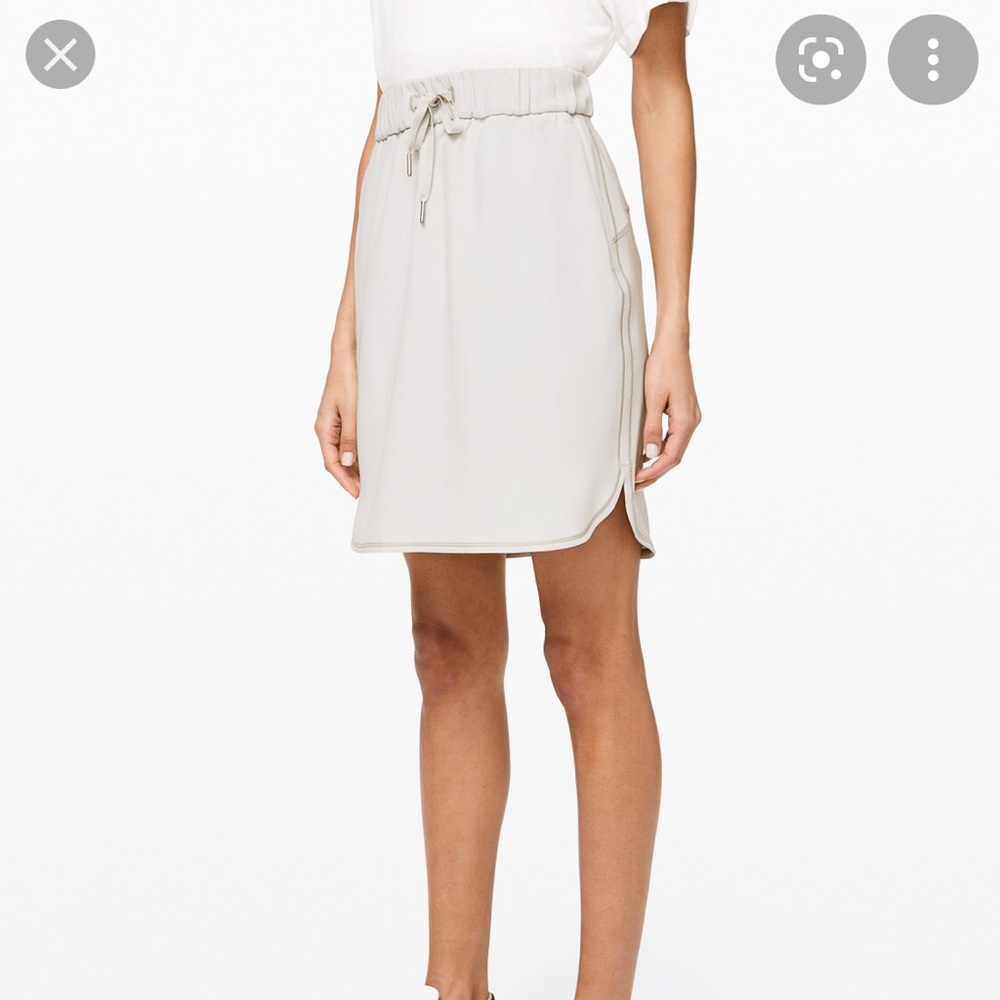 Lululemon ‘On the Fly Skirt’ in gray